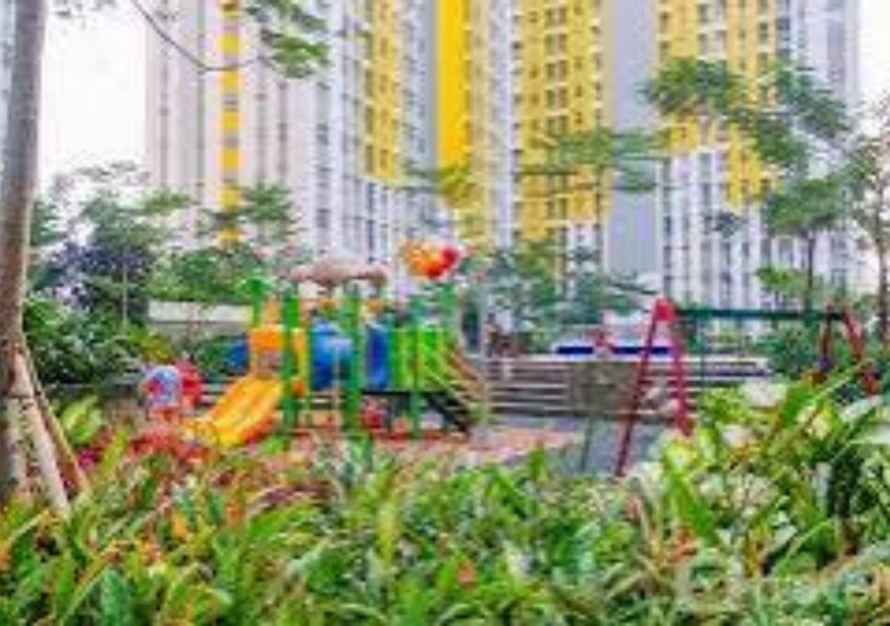 2br 2nd Floor Springlake Summarecon Bekasi