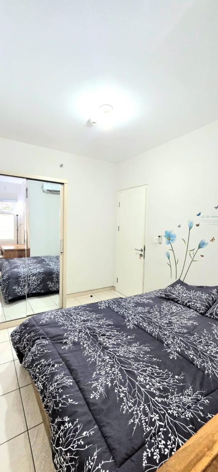 2br 2nd Floor Springlake Summarecon Bekasi