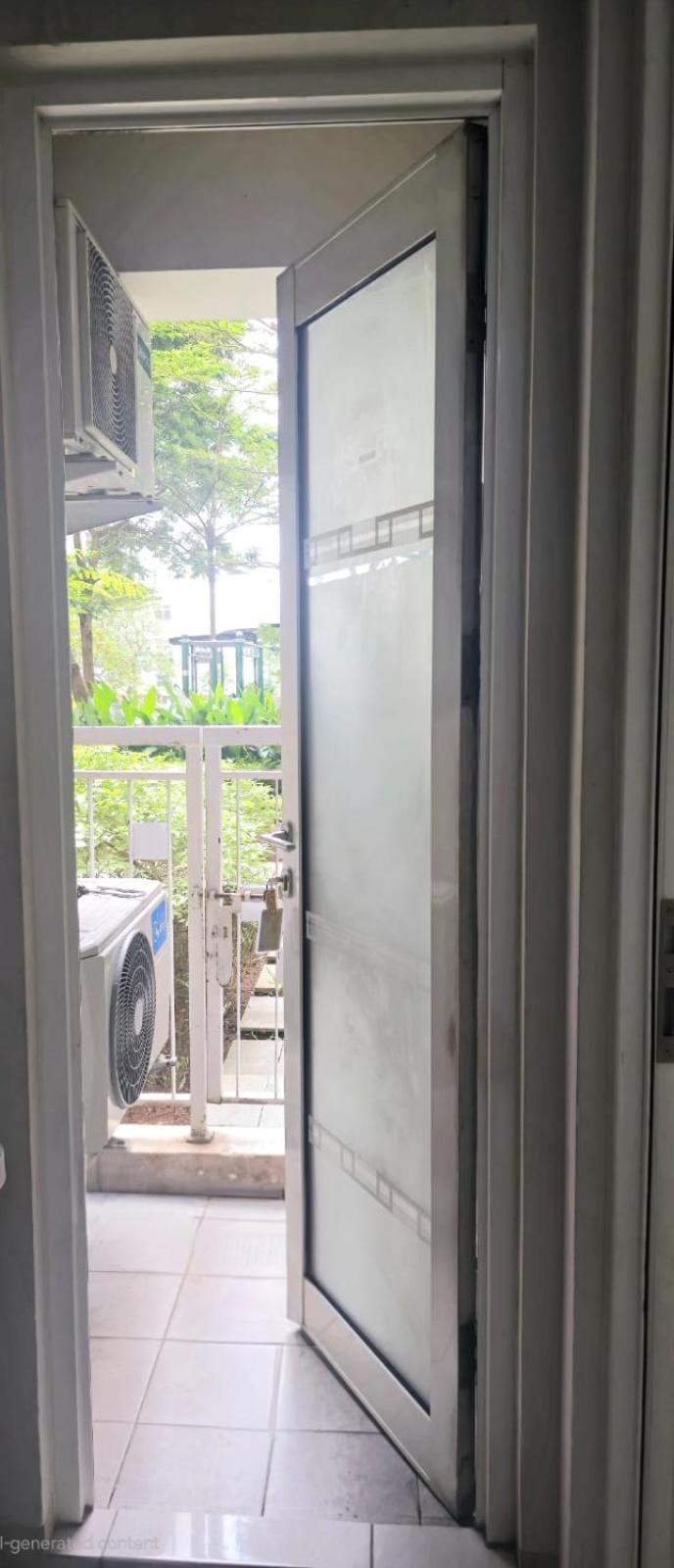 2br 2nd Floor Springlake Summarecon * Bekasi