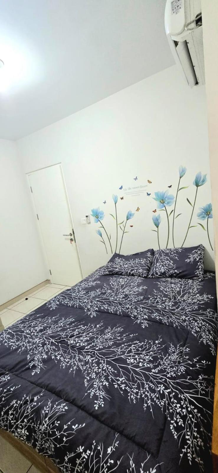 2br 2nd Floor Springlake Summarecon Bekasi